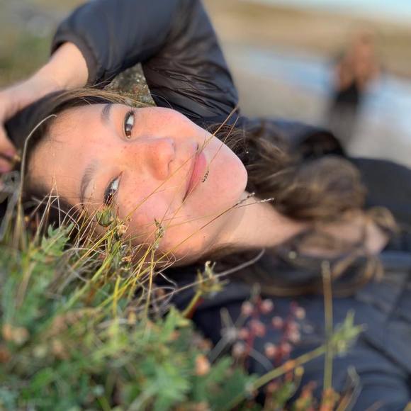 Meet your Posher, Malaya - Picture 1 of 1